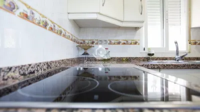 Chalet in Fuerte del Rey photo 16