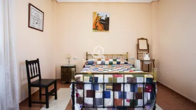 Chalet in Fuerte del Rey photo 26