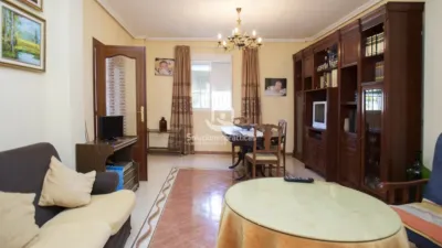 Chalet in Fuerte del Rey photo 10