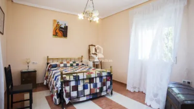 Chalet in Fuerte del Rey photo 28