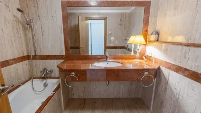 Apartment in Benahavís photo 28