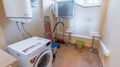 Apartment in Benahavís photo 26