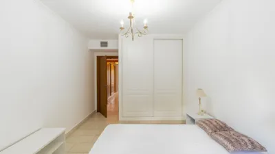 Apartment in Benahavís photo 18