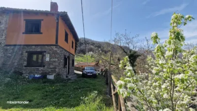 House in Pesaguero Village photo 2