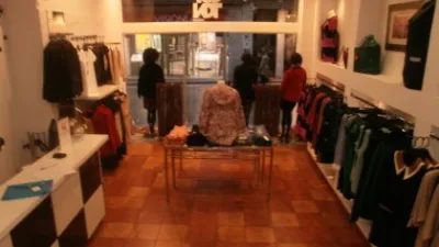 Local comercial en alquiler en Centro - Vista 4