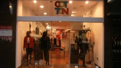 Local comercial en alquiler en Centro - Más