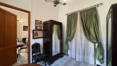 House in Centre photo 11