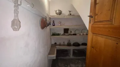 House in Centre photo 20