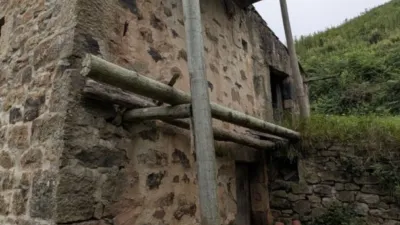 Rustic finca on Esles Street photo 25