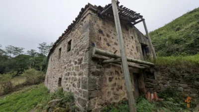 Rustic finca on Esles Street photo 5