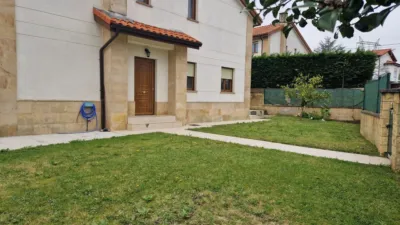 Chalet in Barrio de los Valles photo 2