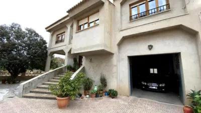 Chalet on Calle Miguel Hernández photo 2