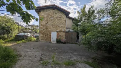 House on Calle Mies del Cueto, No. 604 photo 6