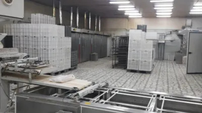 Nave industrial en venta en Campollano - Más