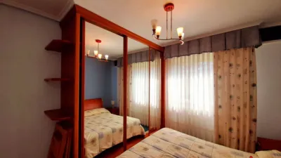 Piso en alquiler en Carlos V, Carlos V (Laredo) de 4.300 €<span>/mes</span>