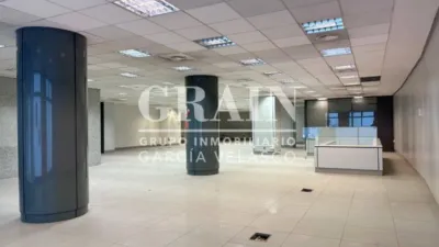 Local comercial en venta en Centro - Vista 2