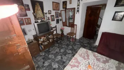 Terraced house in Alcaudete photo 3
