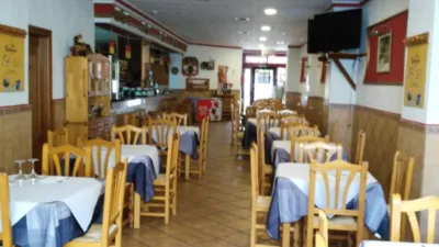 Local comercial en venta en Calle de Demetrio Nalda - Vista 5