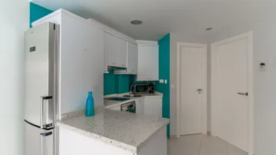 Apartment on Avenida de Juan Sebastián Elcano, 3 photo 13