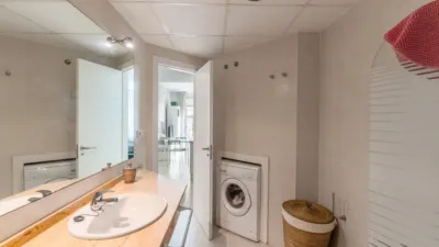 Apartment on Avenida de Juan Sebastián Elcano, 3 photo 17