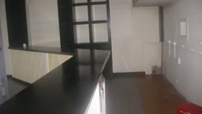 Local comercial en alquiler en Naron - Vista 2