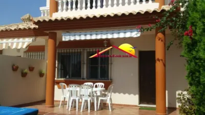 Semi-detached house in Sector Fumarel photo 2