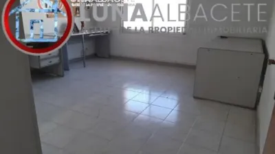 Nave industrial en venta en Campollano - Més