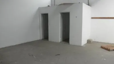 Nave industrial en alquiler en Catabois - Más