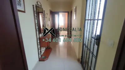 Apartment in Ensanche photo 5