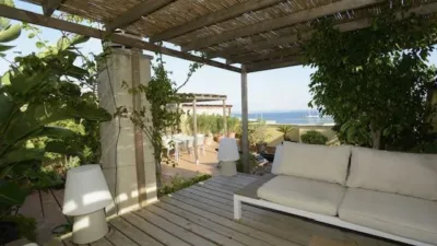 Penthouse on Avinguda de Gabriel Roca photo 11
