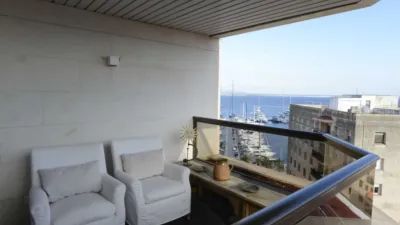 Penthouse on Avinguda de Gabriel Roca photo 16