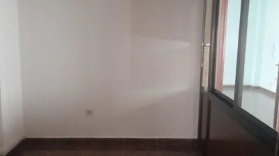 Oficina en alquiler en Carretas - Más