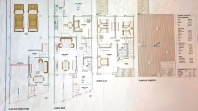 Casa adosada en venta en Roda (La), La Roda de 180.000 €
