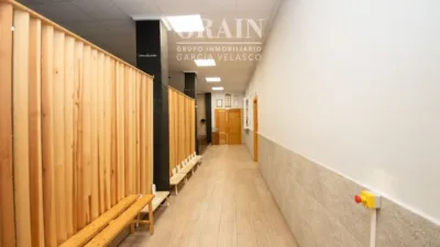 Local comercial en venta en El Pilar - Vista 2