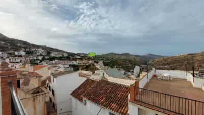 House in Canillas de Albaida photo 4