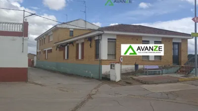 Casa en venta en Calle Zurbarán, 2, cerca de Calle Eugenio Moreno, Valverde de Mérida de 193.000 €