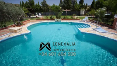 Chalet in Navalagrulla photo 2