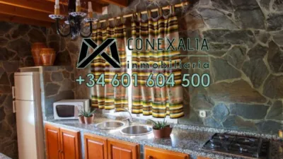 Chalet en Navalagrulla photo 6