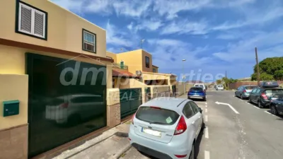 Terraced House in Las Rosas photo 2