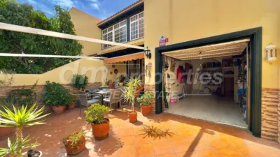 Terraced House in Las Rosas photo 3