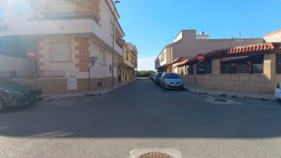 Chalet en venta en Calle Castaños - Vista 4