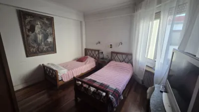 Apartment at Plaza del Puente-Zubia, 8 photo 29