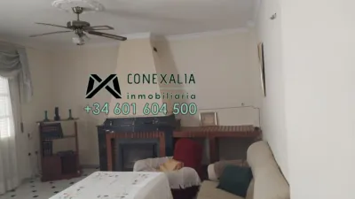 Apartment in Ensanche photo 3