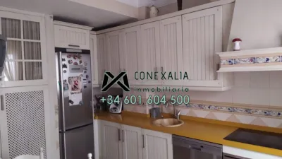 Apartment in Ensanche photo 11