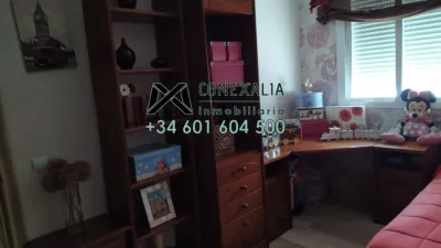 Apartment in Ensanche photo 32