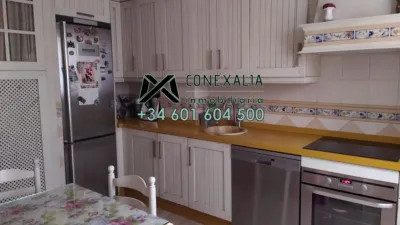 Apartment in Ensanche photo 9