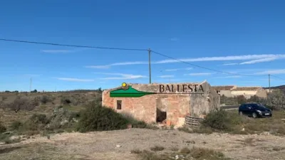 Rustic farm in Urcal photo 3