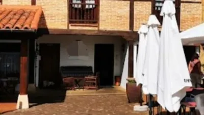 Casa – Alfoz de Lloredo - Más