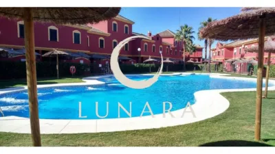Townhouse in Islantilla - Golf Course photo 2