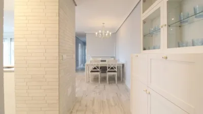 Piso en alquiler en Puntal, El Puntal (Laredo) de 4.300 €<span>/mes</span>